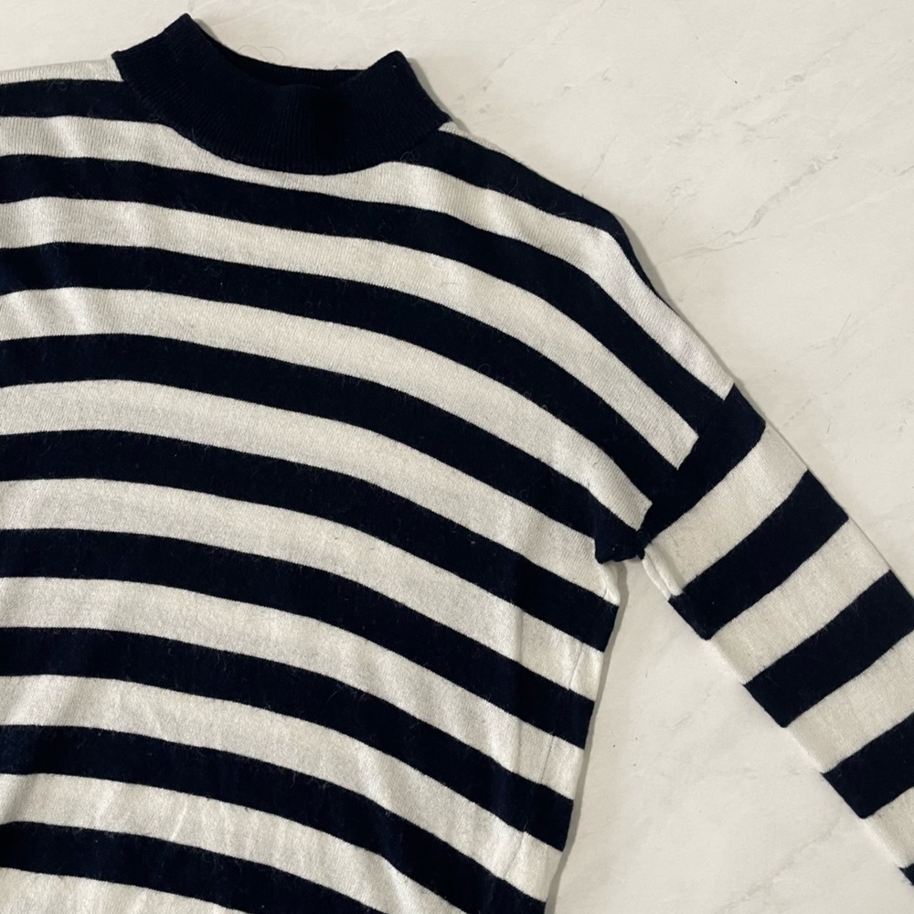 Madewell Wool Blend Navy Blue White Striped Sweater Size XS - Picture 4 of 7